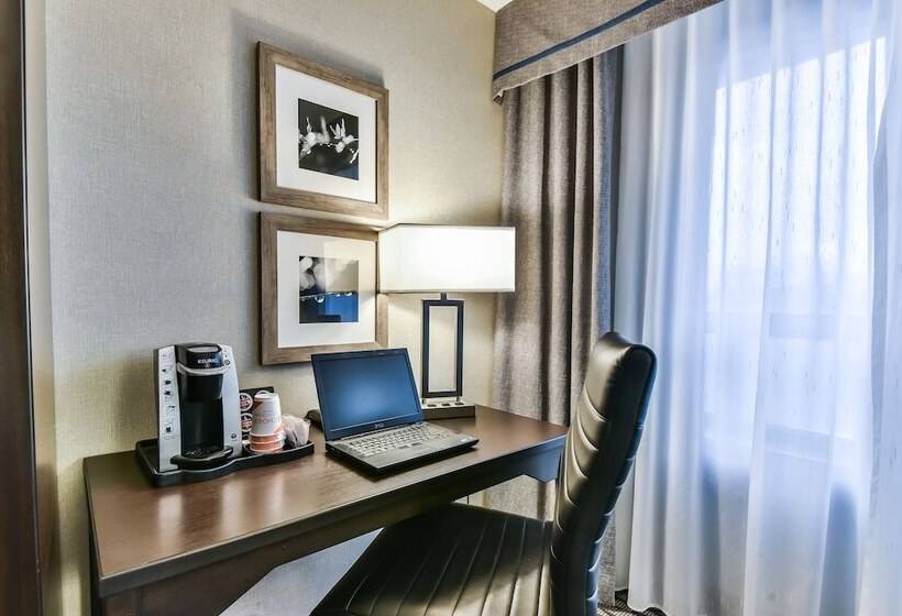 Comfort Hotel Airport North