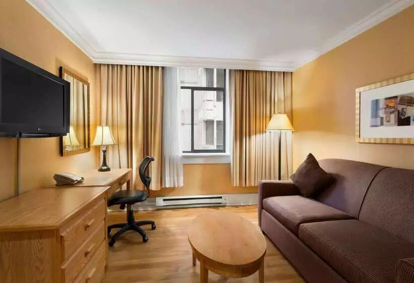Hotel Days Inn By Wyndham Vancouver Downtown