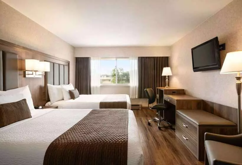 فندق Days Inn By Wyndham Victoria On The Harbour