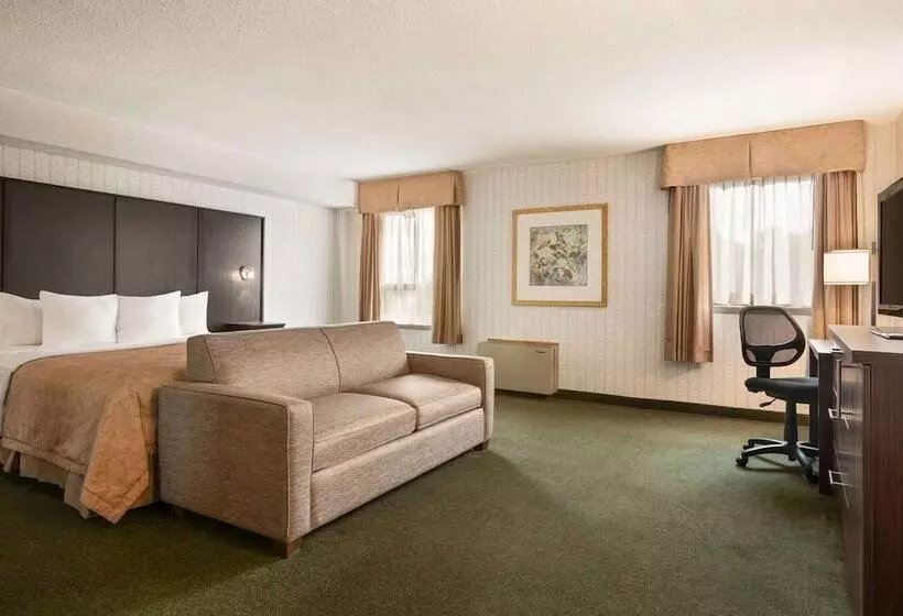 Szálloda Days Inn By Wyndham Renfrew Conference Centre