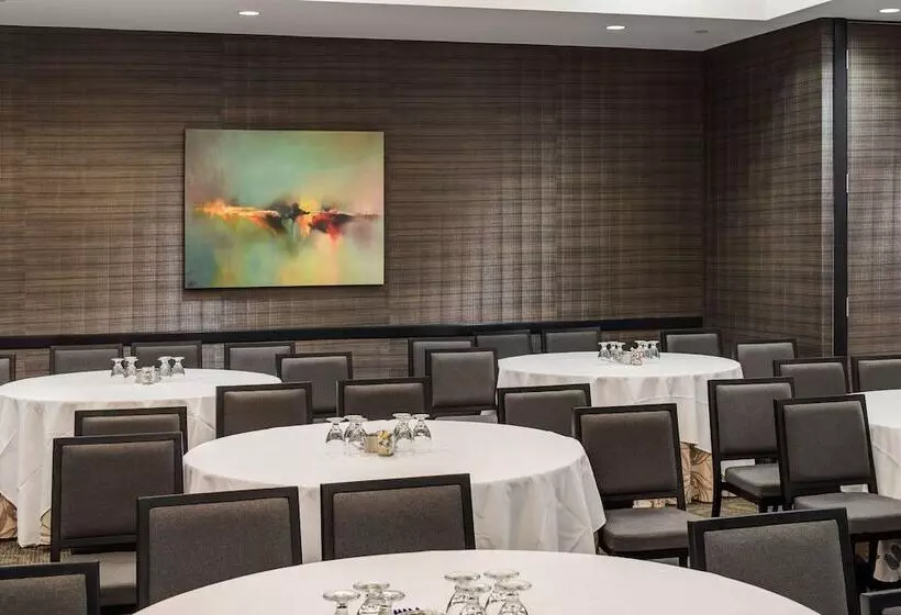 Delta Hotels By Marriott Kamloops