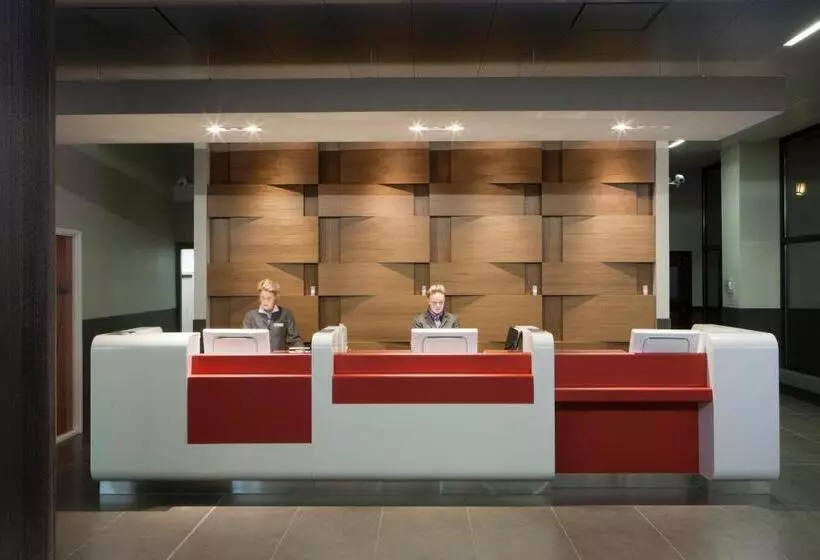 Hotel Doubletree By Hilton Ottawa Downtown