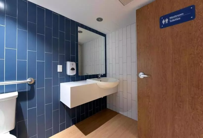 Hotel Doubletree By Hilton Ottawa Downtown