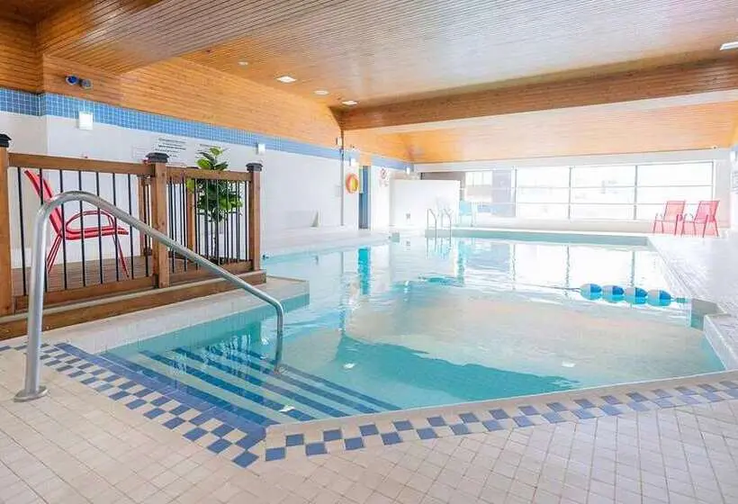 ホテル Doubletree By Hilton Ottawa Downtown