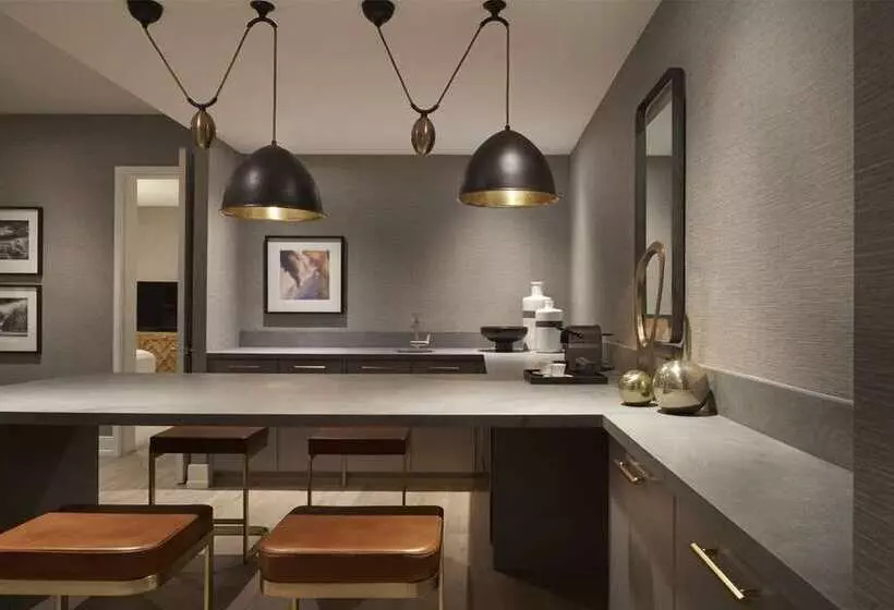 호텔 Hilton Toronto