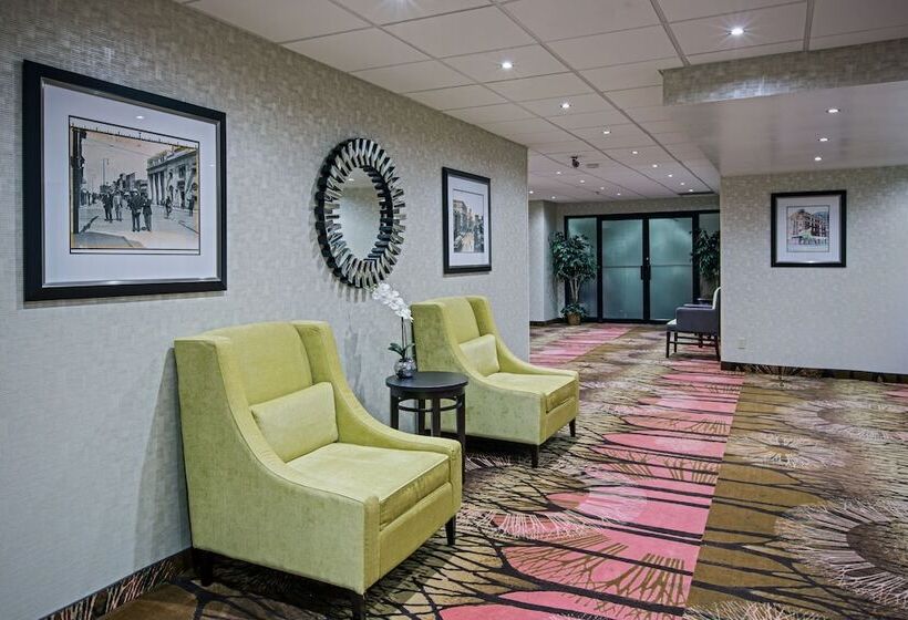 هتل Quality Inn & Suites