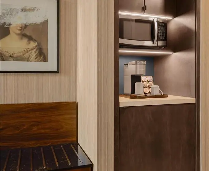 ホテル Holiday Inn & Suites North Vancouver, An Ihg