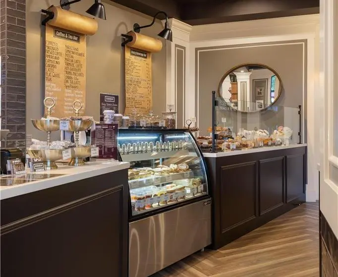 ホテル Holiday Inn & Suites North Vancouver, An Ihg