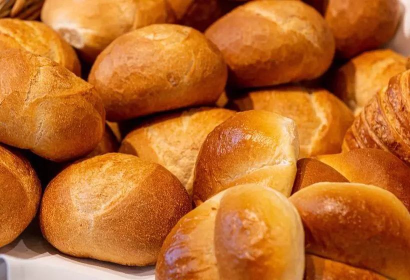 Hotelli Linde   24h Self Check In