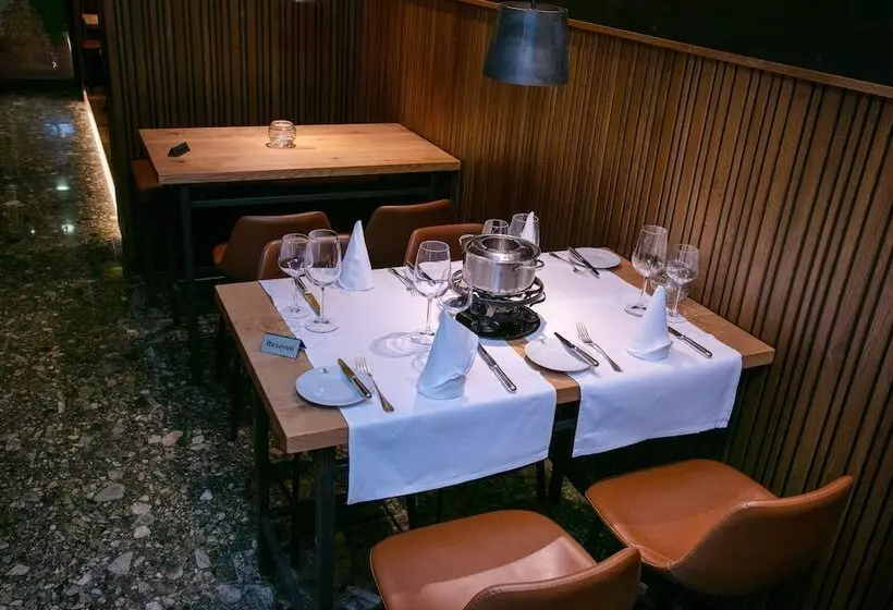 Hotelli Linde   24h Self Check In