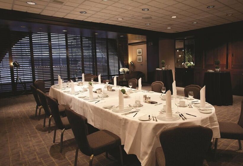 Metropolitan Hotel Vancouver