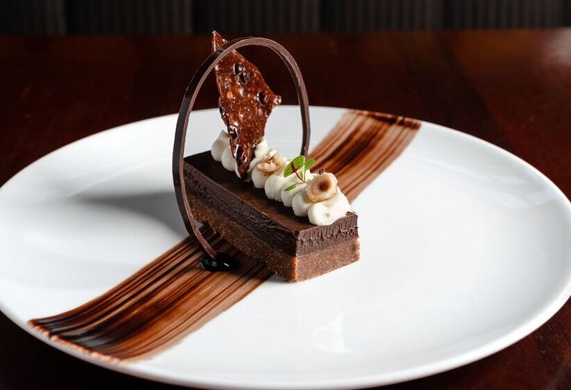 Metropolitan Hotel Vancouver