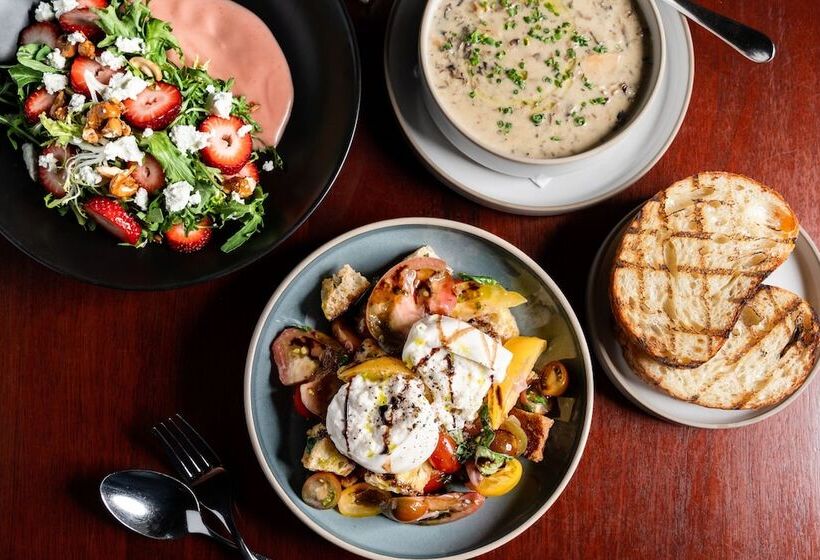 Metropolitan Hotel Vancouver