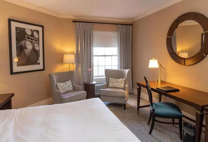 בית מלון כפרי Queens Landing