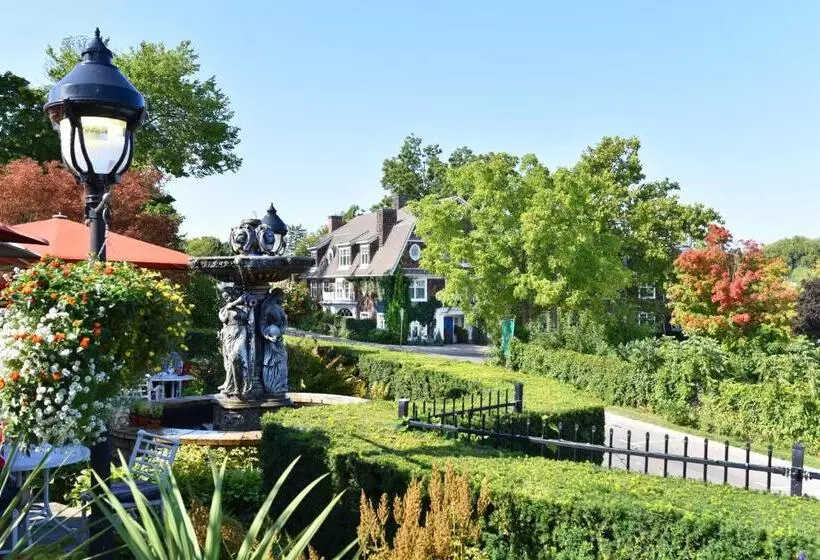 בית מלון כפרי Queens Landing