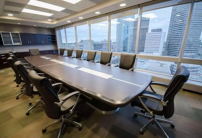 Radisson Hotel Winnipeg Downtown