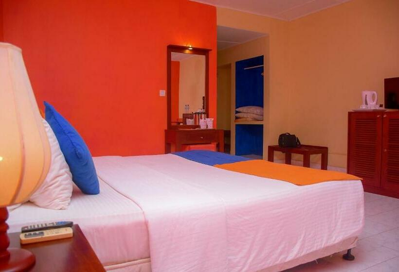 Hotel Ratnaloka Tour Inns