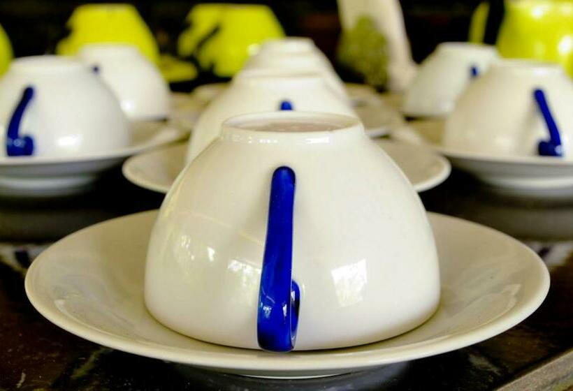 Hotel Ratnaloka Tour Inns