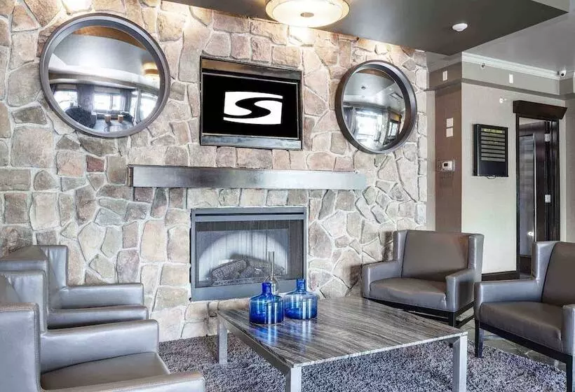 Sandman Hotel & Suites Kelowna
