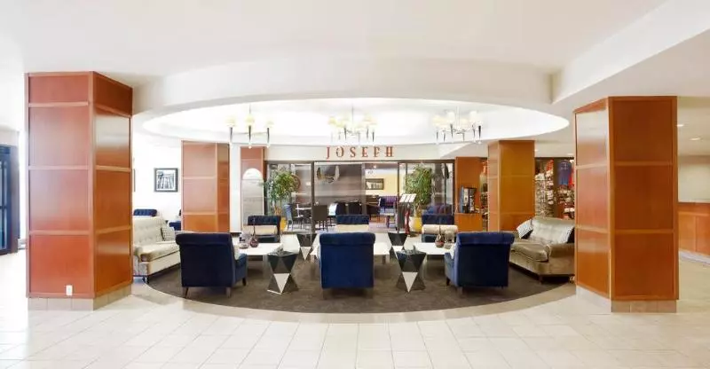 Sandman Hotel Montreal   Longueuil