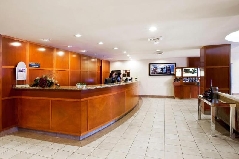 Sandman Hotel Montreal Longueuil