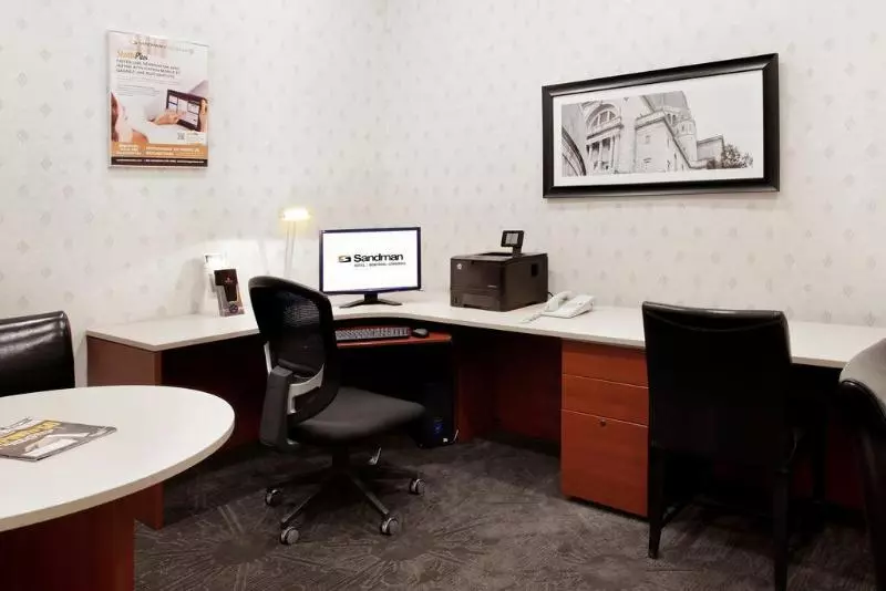 Sandman Hotel Montreal   Longueuil