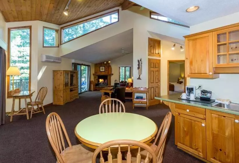 فندق Sherwood Inn