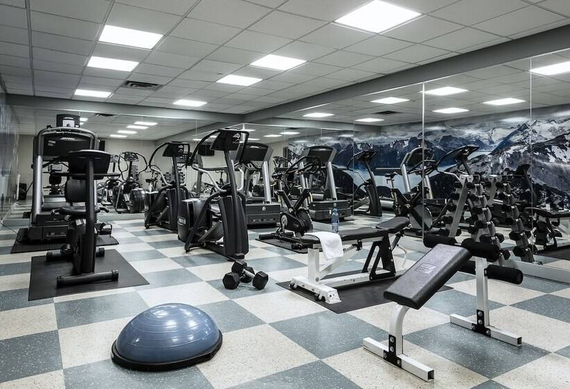 هتل The Crystal Lodge