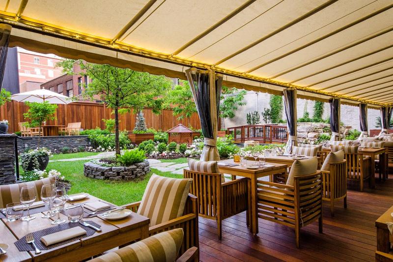 هتل The Ritzcarlton, Montreal