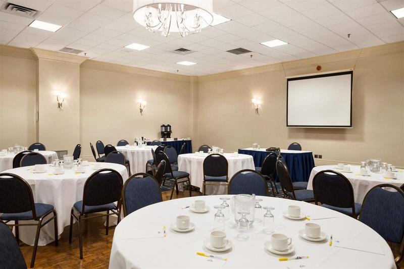 The Senator Hotel & Conference Center Timmins