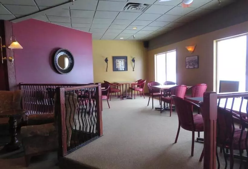 בית מלון כפרי Town And Mountain