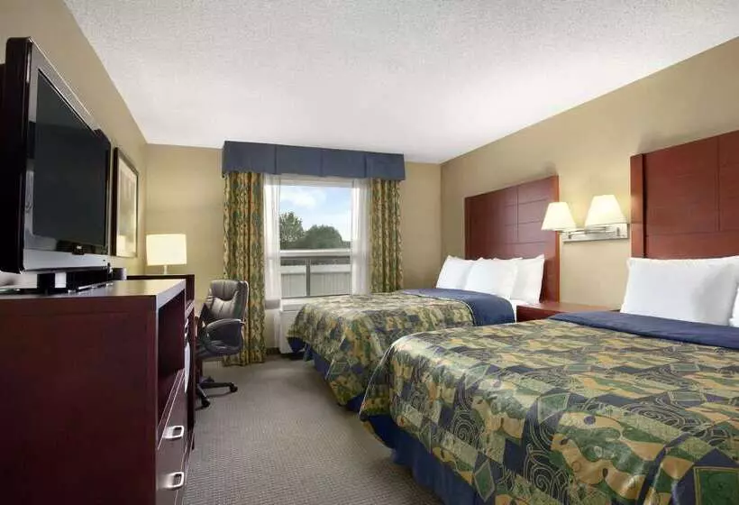 فندق Travelodge By Wyndham Oshawa Whitby