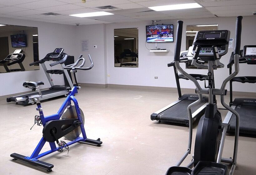 Travelodge Hotel By Wyndham Saskatoon