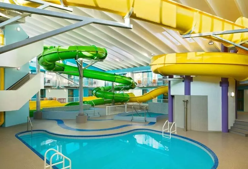 Travelodge Hotel By Wyndham Saskatoon