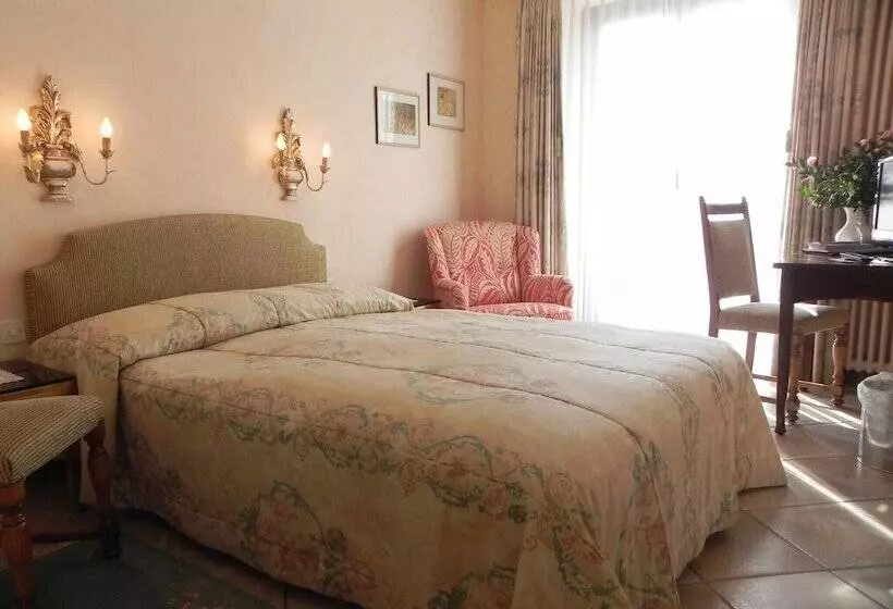 Romantik Hotel Castello Seeschloss