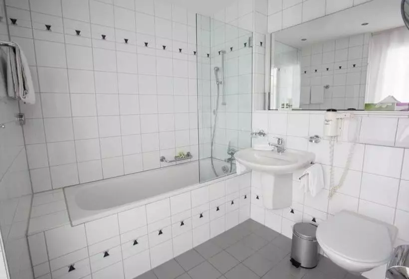 Hotelli Central Am See