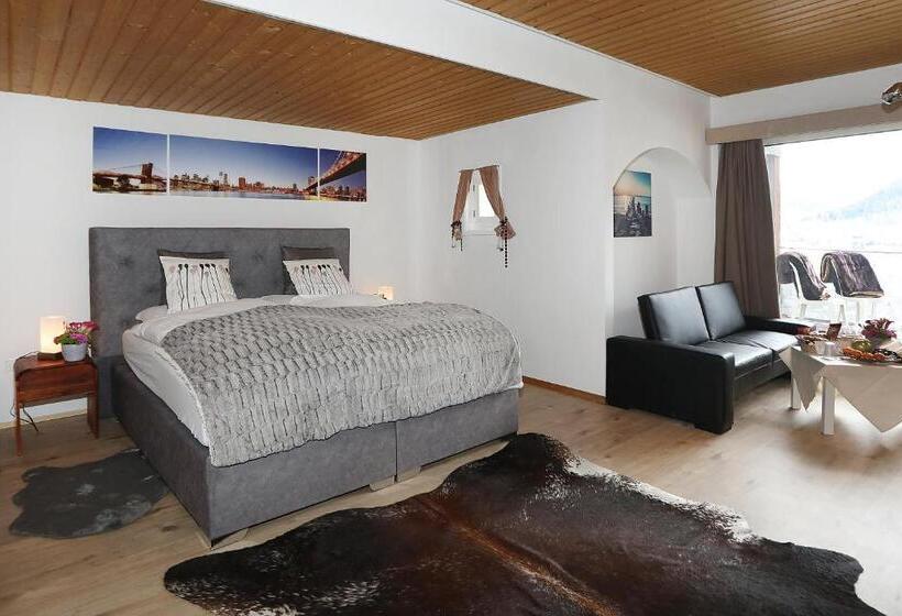 ホテル Derby Davos