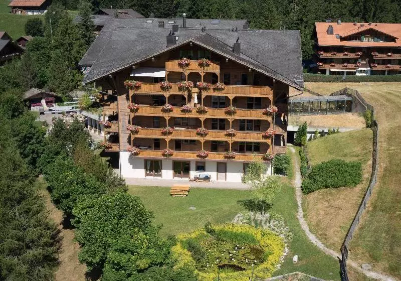 Golfhotel Les Hauts De Gstaad & Spa
