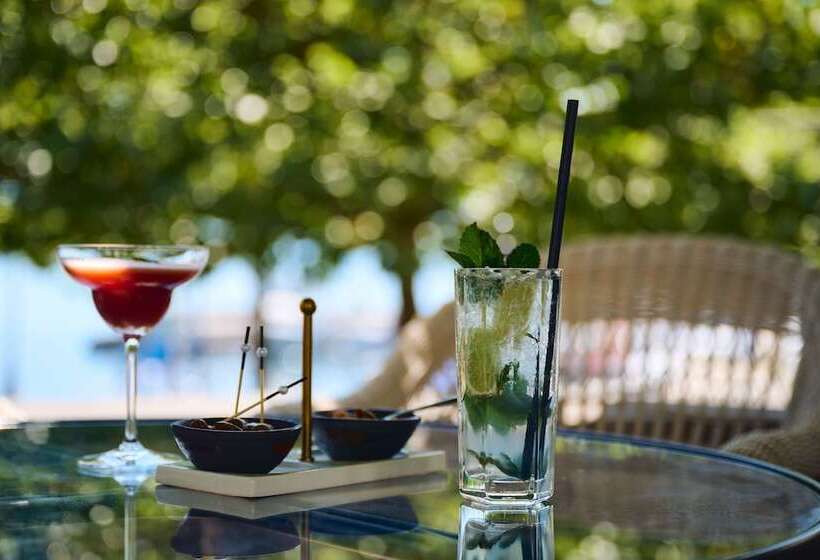 Grand Hotel Du Lac   Relais & Châteaux