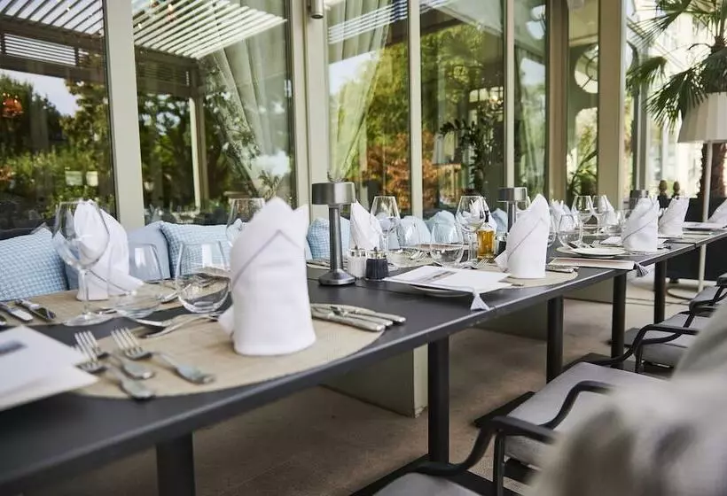 Grand Hotel Du Lac   Relais & Châteaux