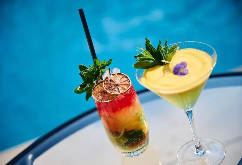 Grand Hotel Du Lac   Relais & Châteaux