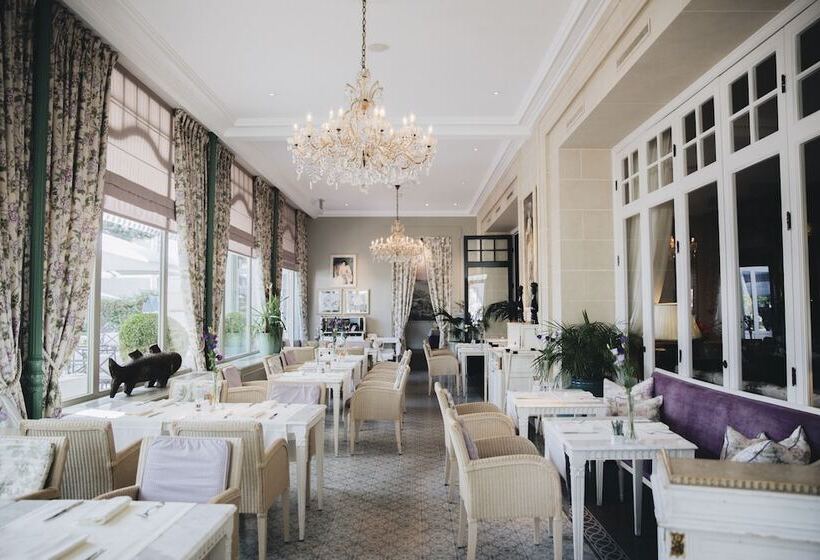 Grand Hotel Du Lac   Relais & Châteaux