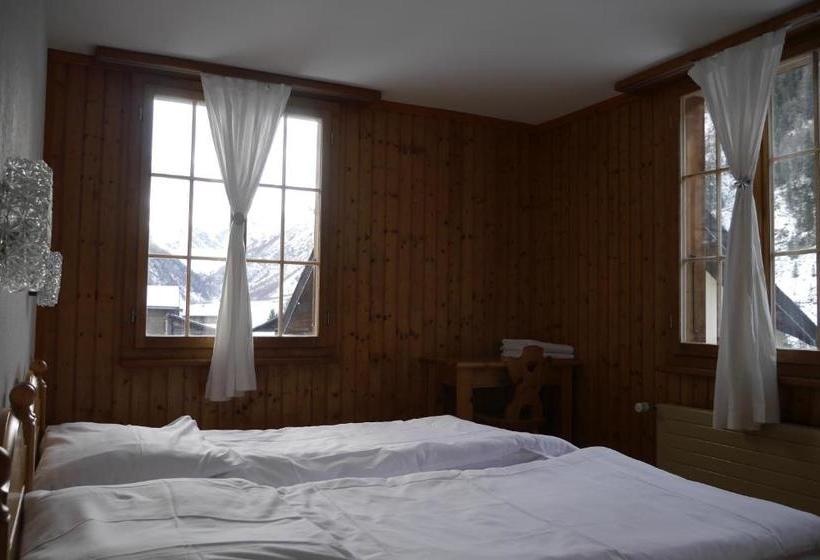 هتل Hôtel Restaurant Le Trift