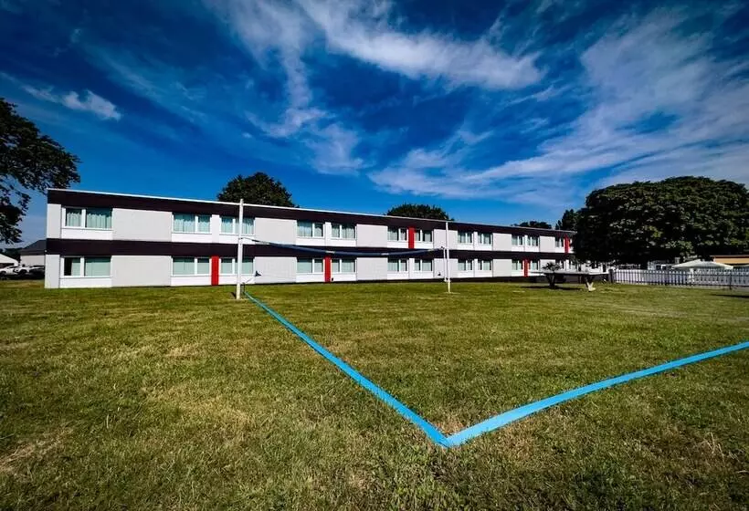 Hotel Ibis 3 Lacs Neuchatel