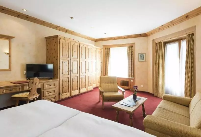 Szálloda Chesa Languard