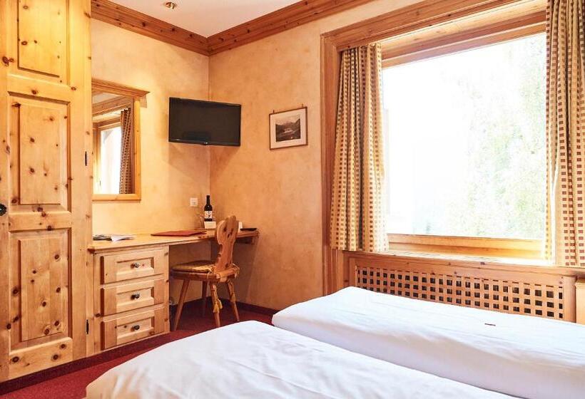 هتل Chesa Languard