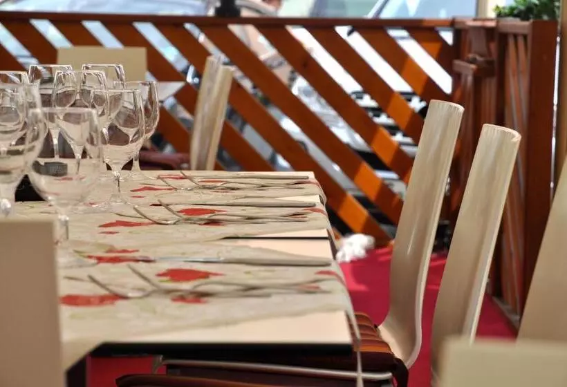 هتل Poschiavo Suisse