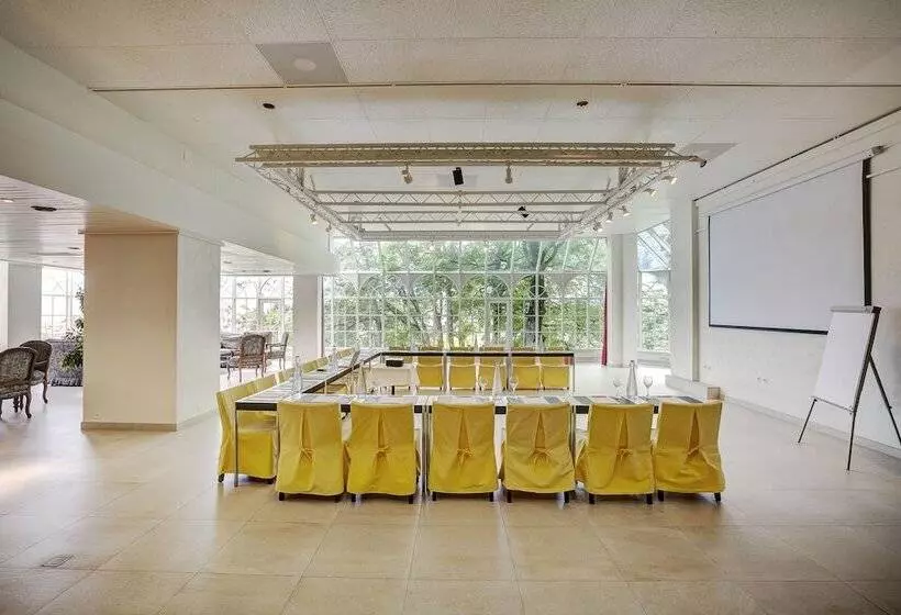 בית מלון כפרי Regina