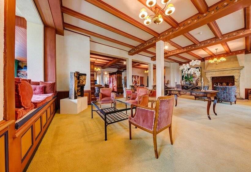 בית מלון כפרי Regina