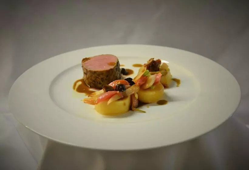 בית מלון כפרי Regina